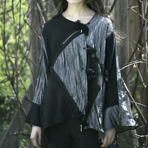 Alternative Gothic Punk Vkei Visual Kei Patchwork Black and White Top
